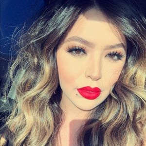 Meet your Posher, Yazmine